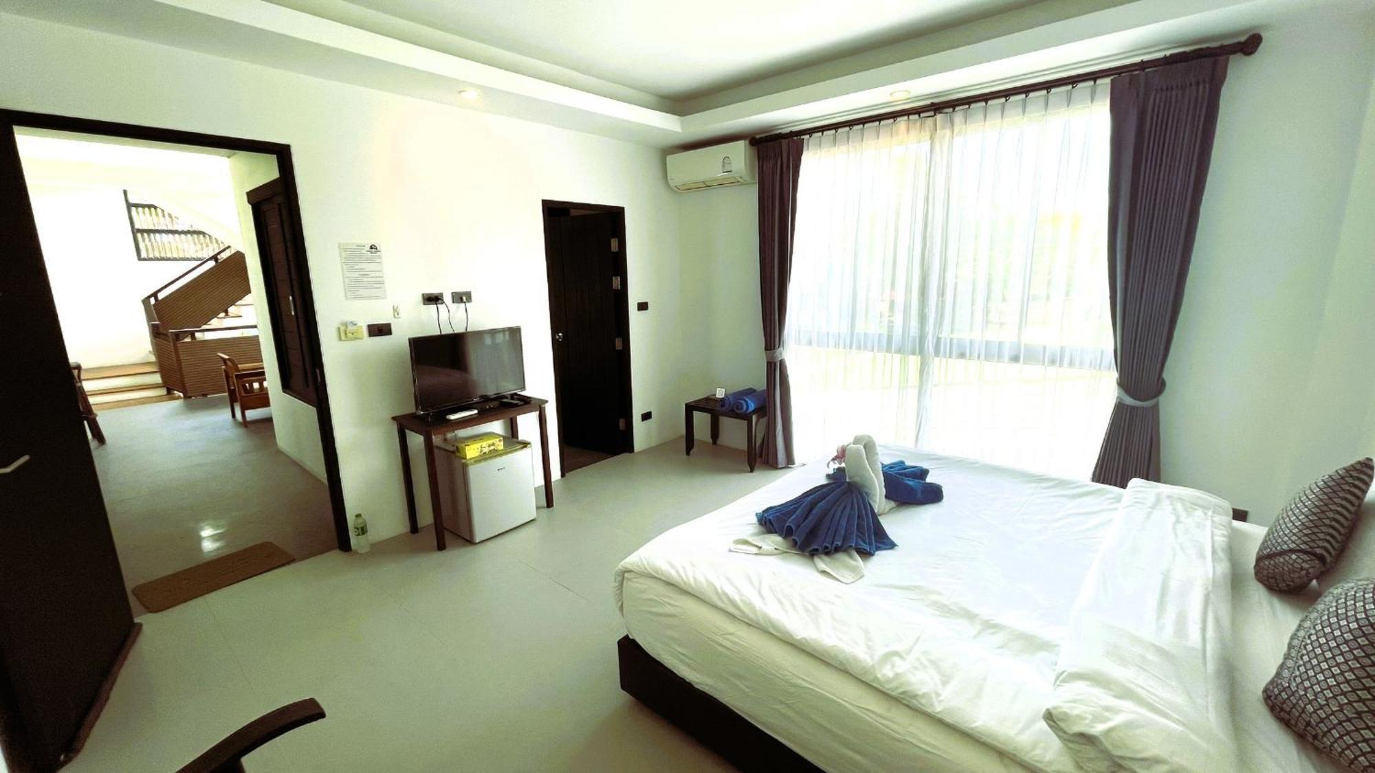 Rockstar Beach Apartments バンラック・ビーチ エクステリア 写真