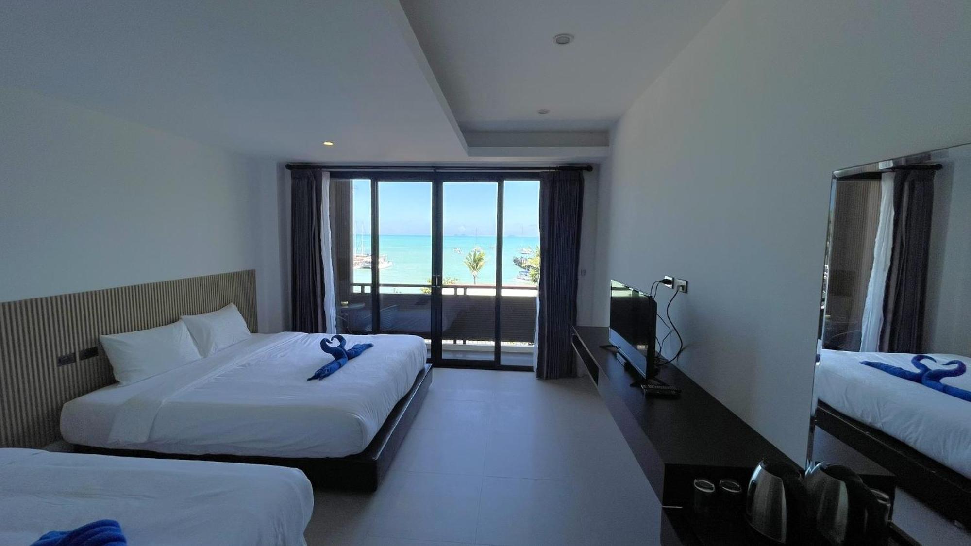 Rockstar Beach Apartments バンラック・ビーチ エクステリア 写真