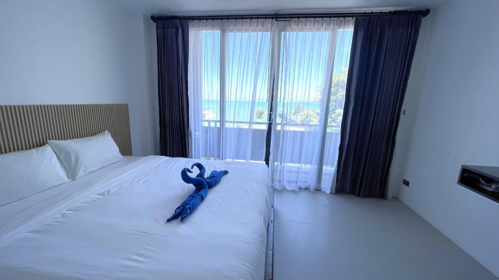 Rockstar Beach Apartments バンラック・ビーチ エクステリア 写真